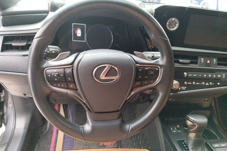 Used Lexus ES 2021 200 Excellence Edition Steering Wheel