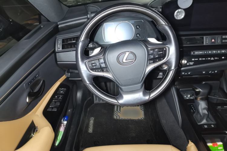 Used Lexus ES 2021 200 Luxury Edition Steering Wheel