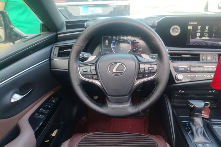 Used Lexus ES 2021 200 Excellence Edition Steering Wheel