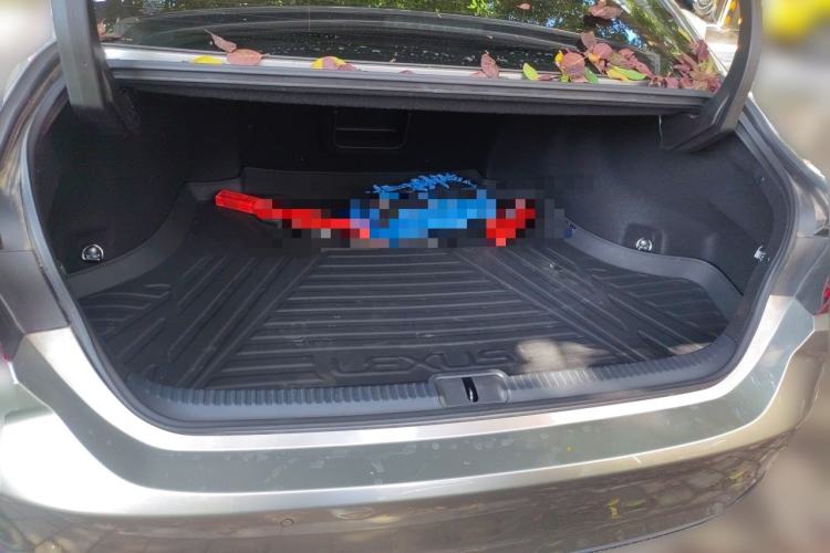 Used Lexus ES 2021 260 Excellence Edition Trunk