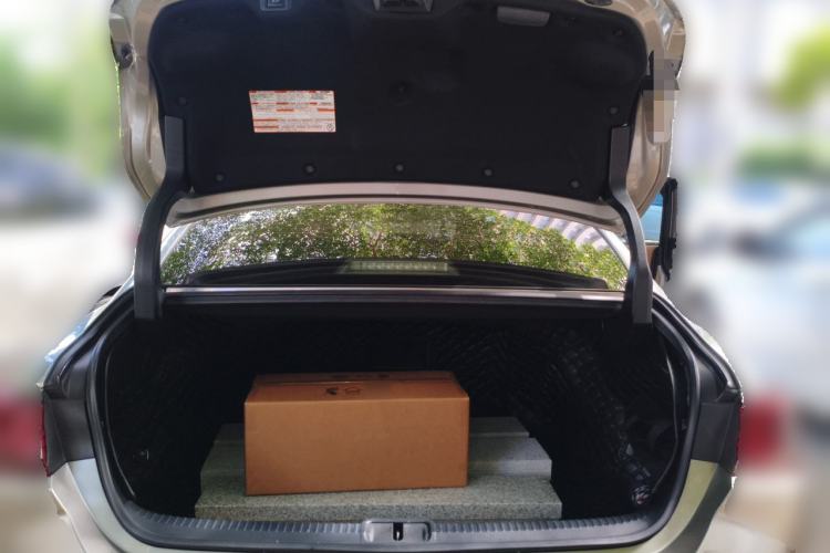 Used Lexus ES 2021 300h Executive Edition Trunk