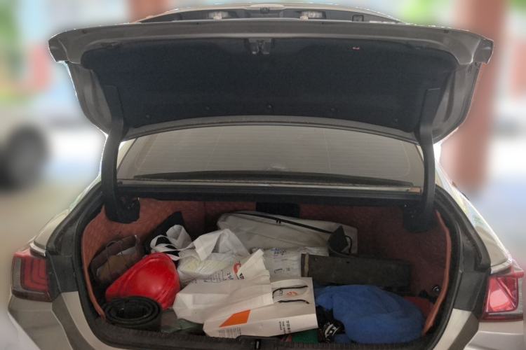 Used Lexus ES 2021 300h Excellence Edition Trunk