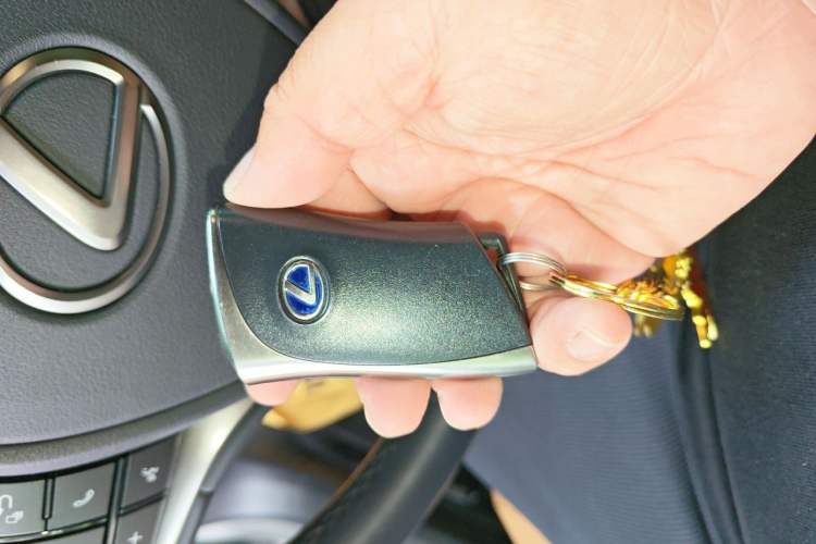 Used Lexus ES 2021 300h Excellence Edition Vehicle Key