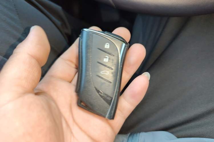 Used Lexus ES 2021 200 Excellence Edition Vehicle Key