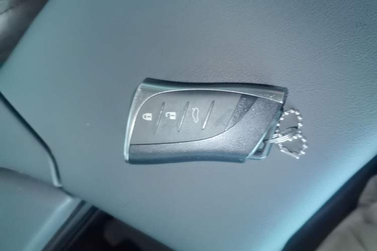 Used Lexus ES 2021 200 Excellence Edition Vehicle Key