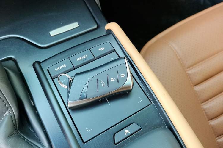 Used Lexus ES 2021 300h Excellence Edition Vehicle Key