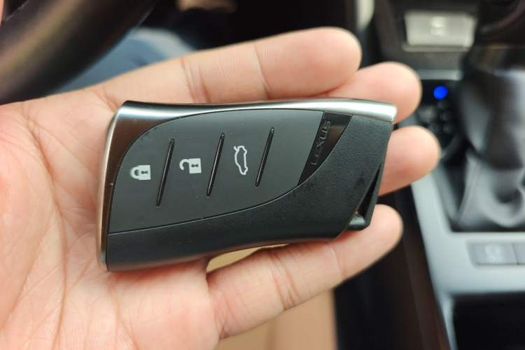 Used Lexus ES 2021 200 Excellence Edition Vehicle Key