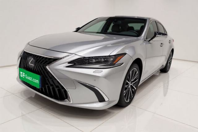 Used Lexus ES 2021 300h Deluxe Edition