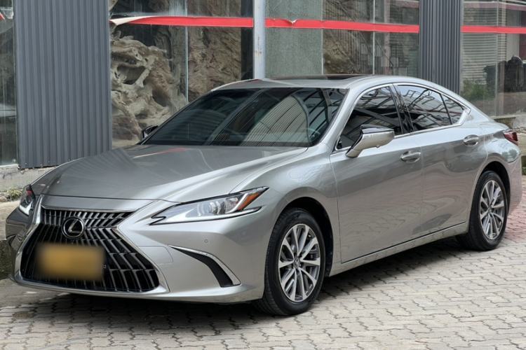 Used Lexus ES 2021 200 Excellence Edition Guazi used car, China used car export, Used car for sale, Used Lexus cars, Cheapest cars for sale
