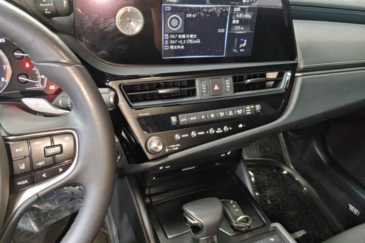 Used Lexus ES 2021 200 Excellence Edition Audio And AC Panel