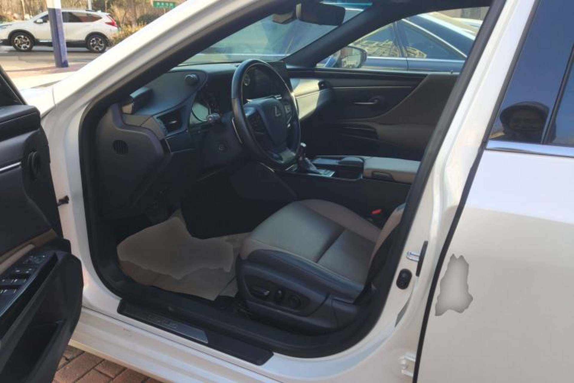 Used Lexus ES 2021 200 Excellence Edition Driver Seat