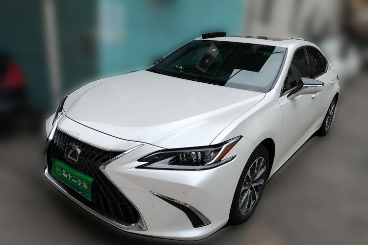 Used Lexus ES 2021 300h Excellence Edition Guazi used car, China used car export, Used car for sale, Used Lexus cars, Cheapest cars for sale