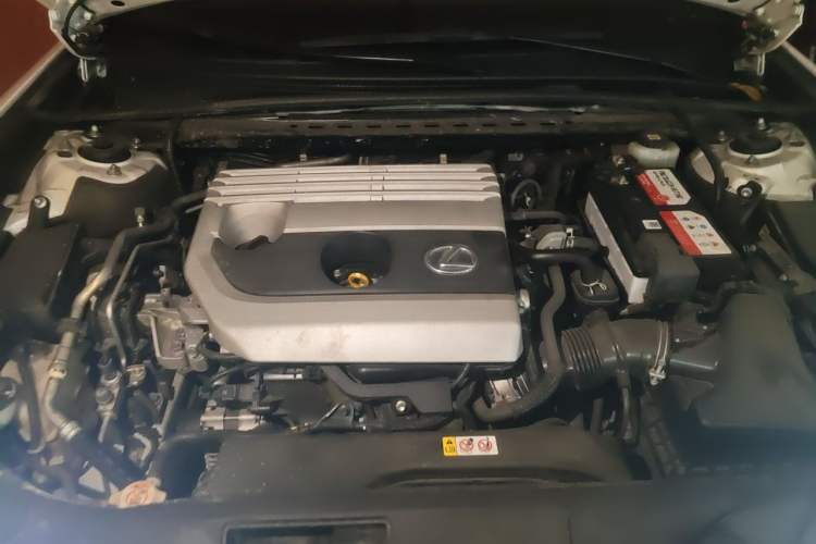 Used Lexus ES 2021 200 Excellence Edition Engine Bay