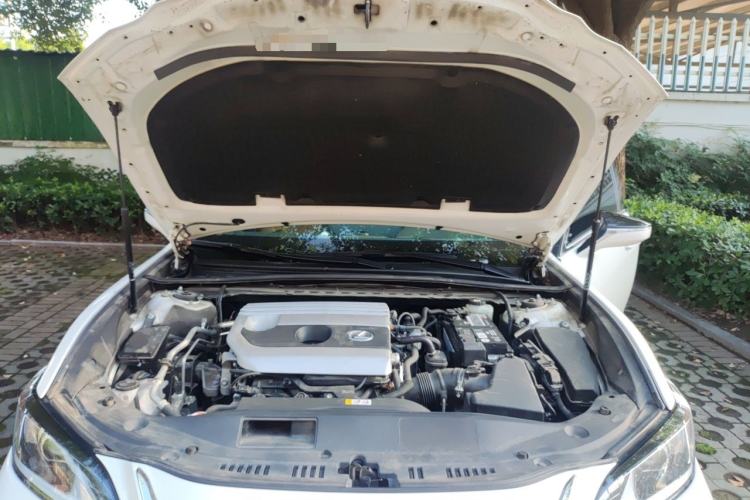 Used Lexus ES 2021 200 Excellence Edition Engine Bay