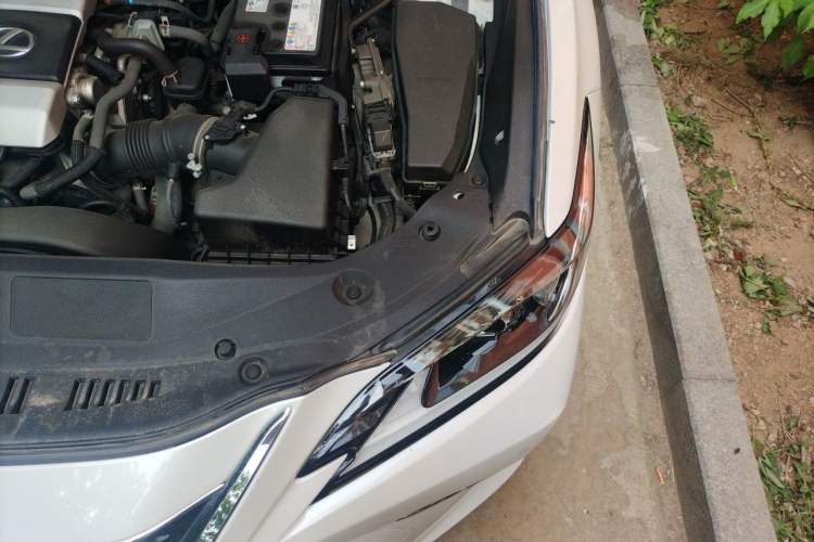 Used Lexus ES 2021 200 Excellence Edition Engine Bay Left