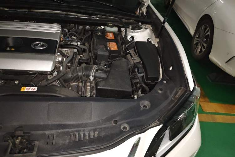 Used Lexus ES 2021 200 Excellence Edition Engine Bay Left