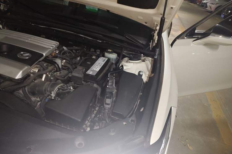 Used Lexus ES 2021 200 Excellence Edition Engine Bay Left