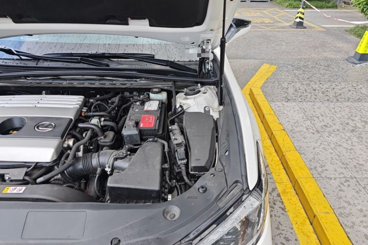 Used Lexus ES 2021 200 Excellence Edition Engine Bay Left