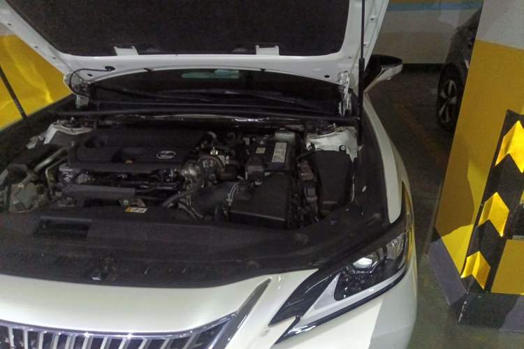 Used Lexus ES 2021 260 Excellence Edition Engine Bay Left