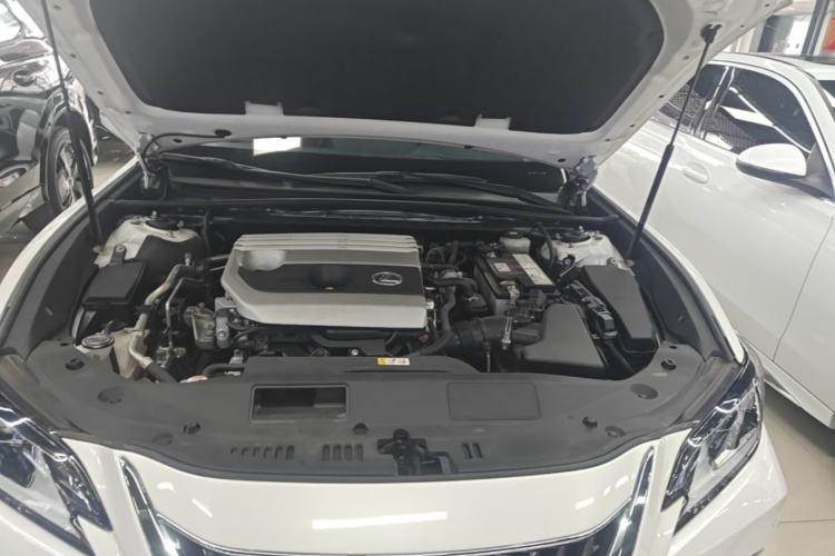 Used Lexus ES 2021 200 Excellence Edition Engine Bay