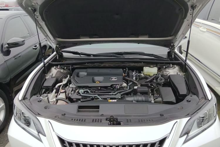 Used Lexus ES 2021 300h Excellence Edition Engine Bay