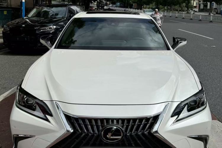 Used Lexus ES 2021 200 Excellence Edition Exterior 1