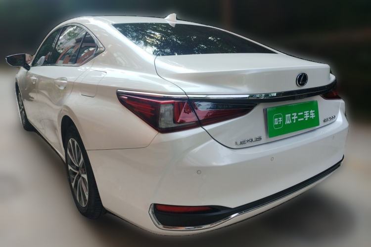Used Lexus ES 2021 200 Excellence Edition Exterior 3