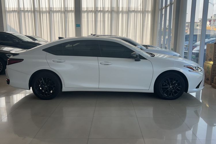 Used Lexus ES 2021 200 Excellence Edition Exterior 4