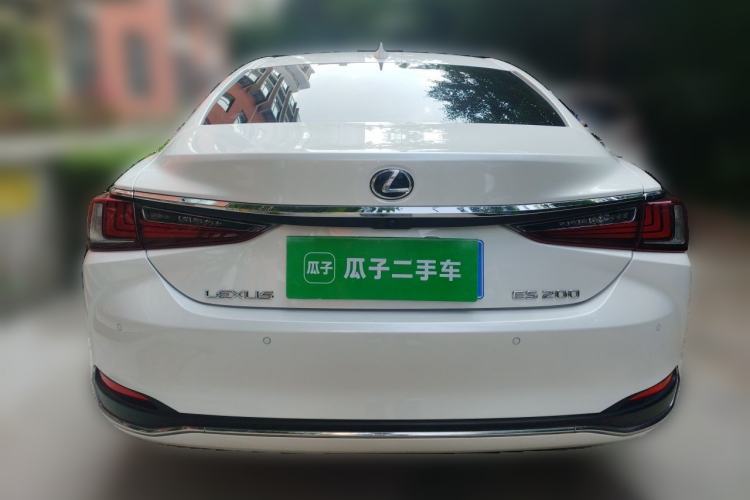 Used Lexus ES 2021 200 Excellence Edition Exterior 4