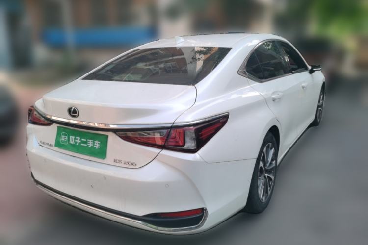 Used Lexus ES 2021 200 Excellence Edition Exterior 5