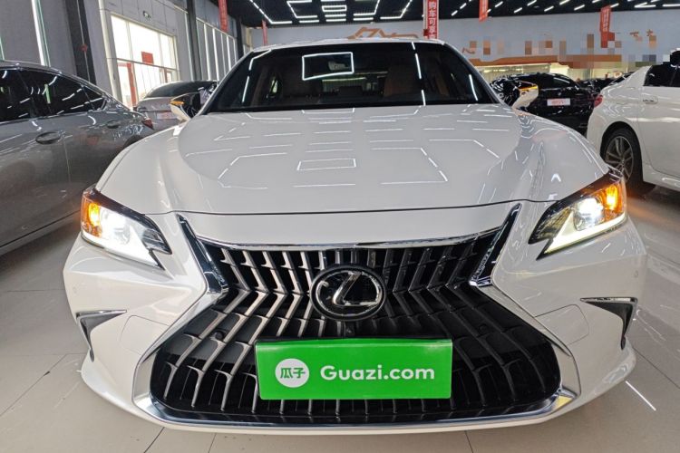 Used Lexus ES 2021 200 Excellence Edition Front