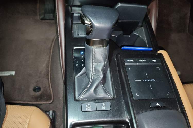 Used Lexus ES 2021 200 Excellence Edition Gear Lever