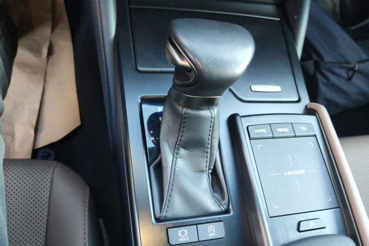 Used Lexus ES 2021 200 Excellence Edition Gear Lever