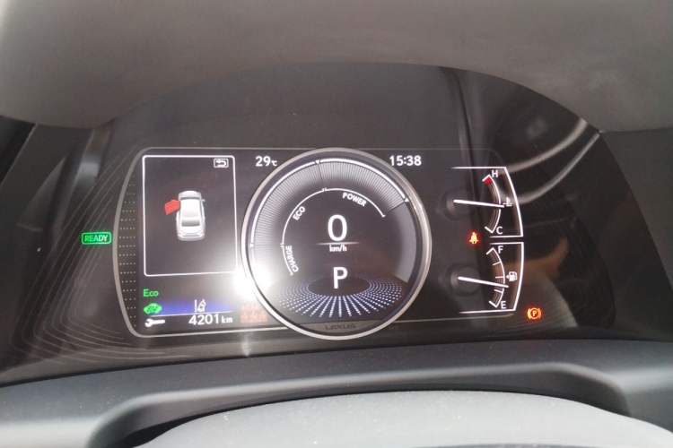 Used Lexus ES 2021 300h Excellence Edition Instrument Cluster