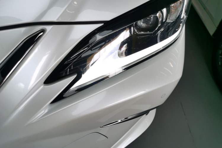 Used Lexus ES 2021 200 Excellence Edition Left Front Headlight