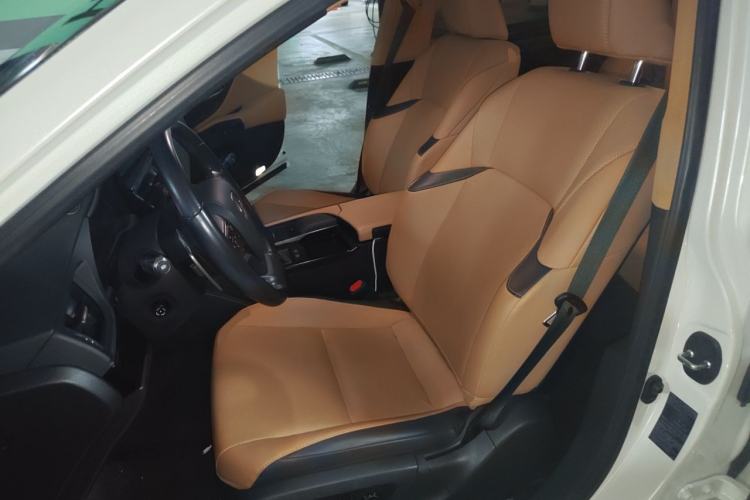 Used Lexus ES 2021 200 Excellence Edition Left Front Seat