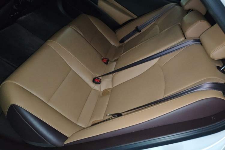 Used Lexus ES 2021 200 Excellence Edition Left Rear Seat