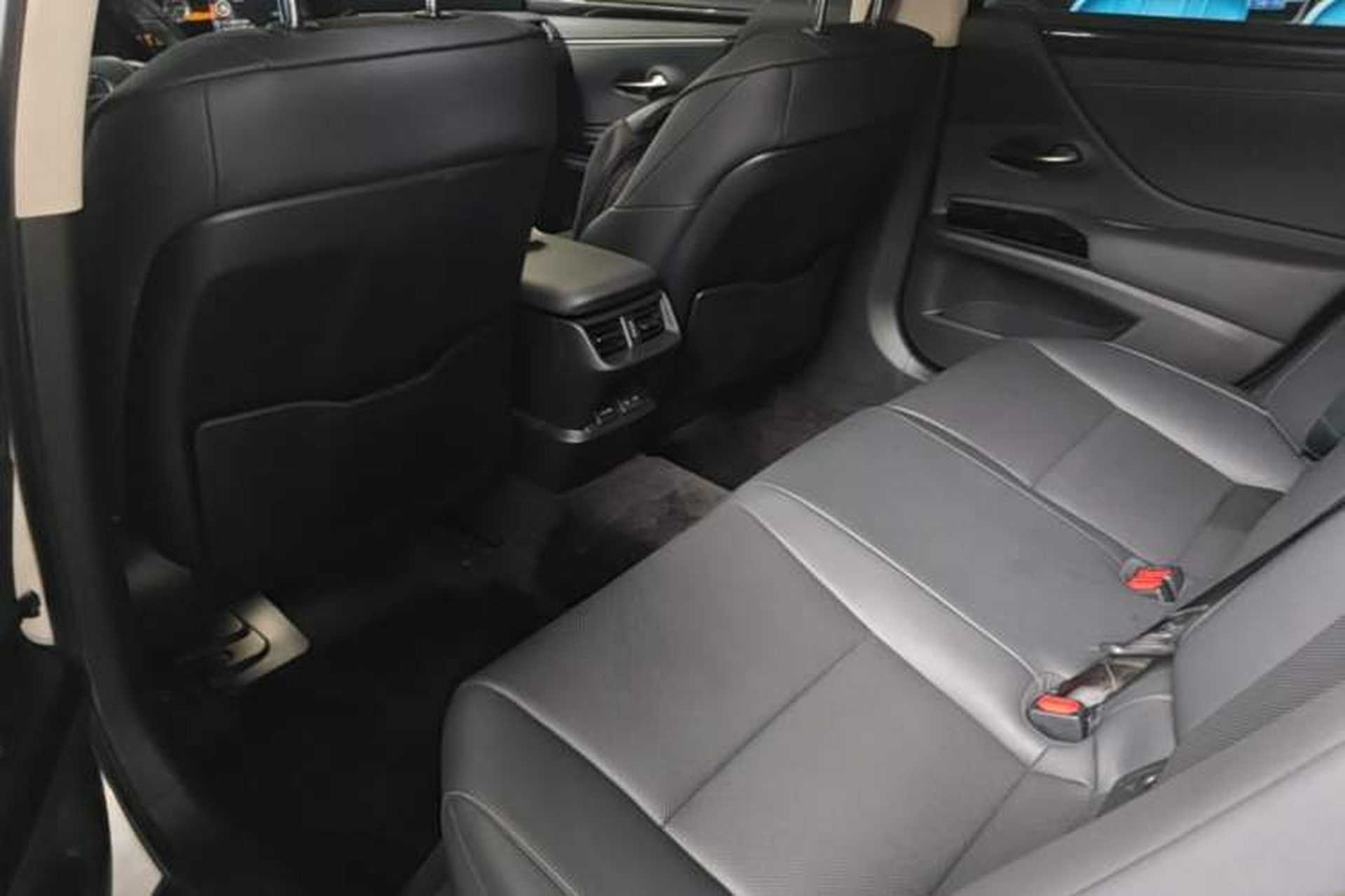 Used Lexus ES 2021 200 Excellence Edition Left Rear Seat