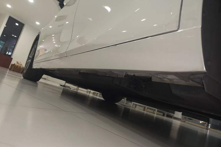 Used Lexus ES 2021 200 Excellence Edition Left Side Sill