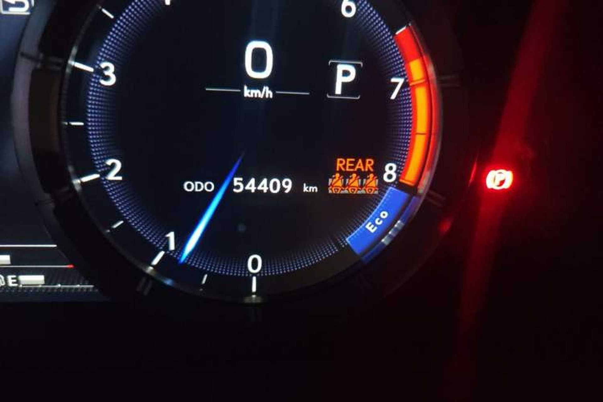 Used Lexus ES 2021 260 F SPORT Odometer Close Up