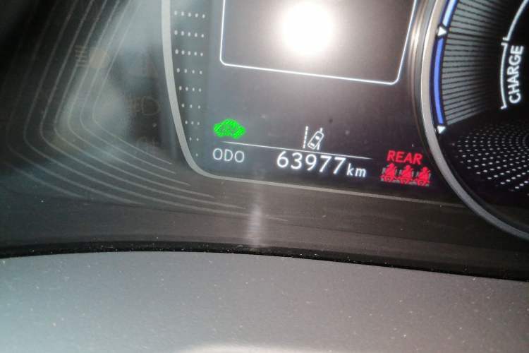 Used Lexus ES 2021 300h Excellence Edition Odometer Close Up