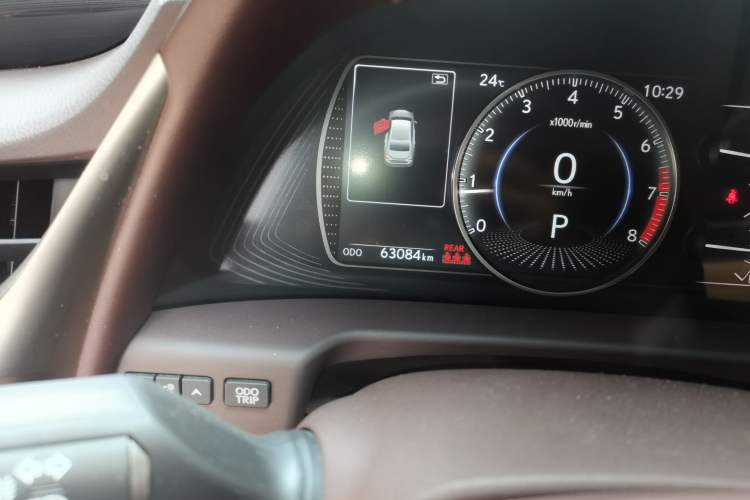 Used Lexus ES 2021 200 Excellence Edition Odometer Close Up