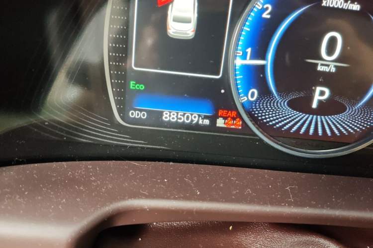 Used Lexus ES 2021 200 Excellence Edition Odometer Close Up