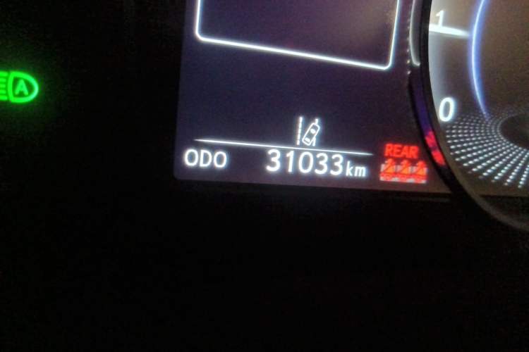 Used Lexus ES 2021 260 Excellence Edition Odometer Close Up