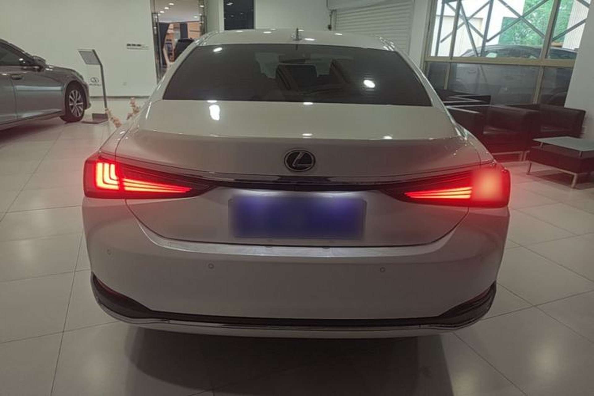 Used Lexus ES 2021 200 Excellence Edition Rear
