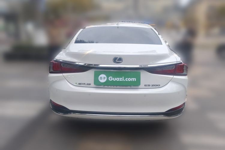 Used Lexus ES 2021 200 Excellence Edition Rear
