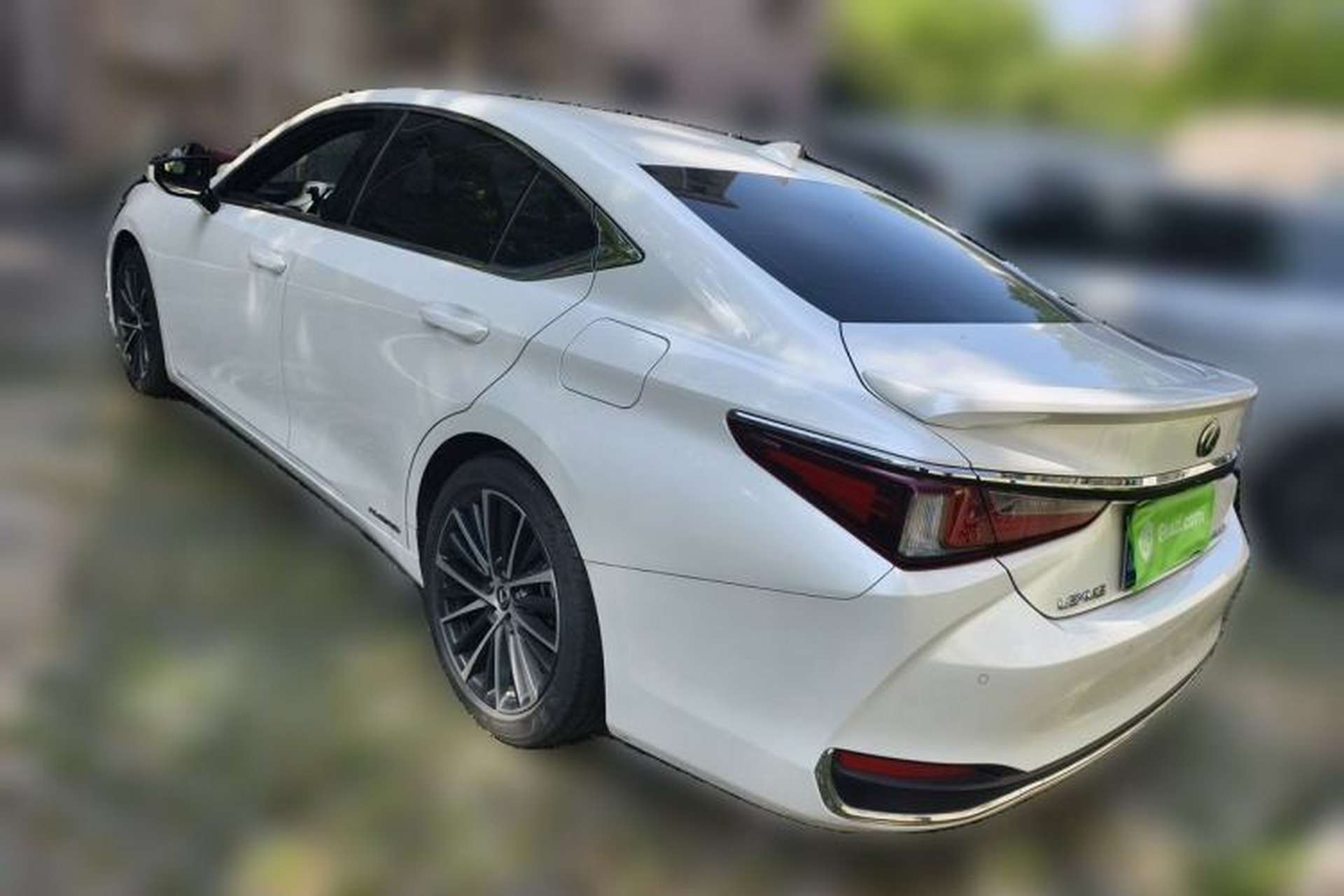 Used Lexus ES 2021 300h Deluxe Edition Rear Left 45 Deg