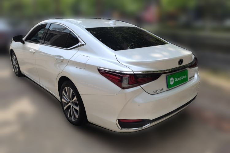 Used Lexus ES 2021 200 Excellence Edition Rear Left 45 Deg