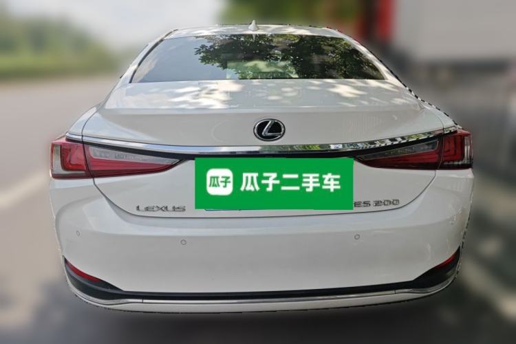 Used Lexus ES 2021 200 Excellence Edition Rear