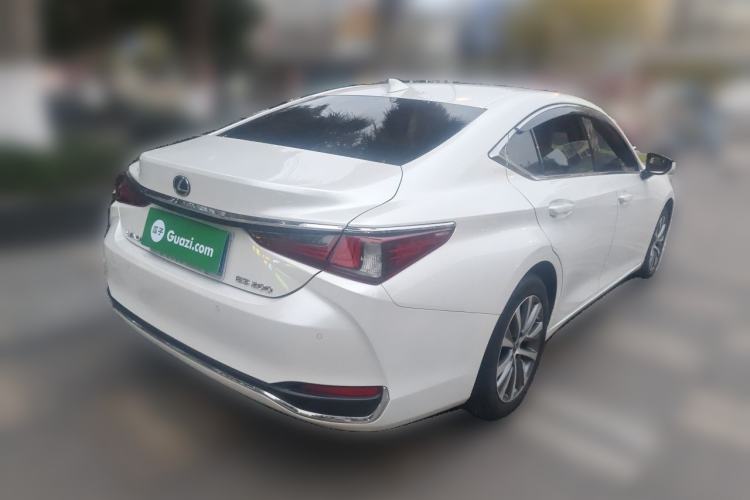 Used Lexus ES 2021 200 Excellence Edition Rear Right 45 Deg
